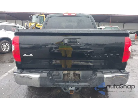 2017 Toyota Tundra Sr5 5.7L V8 из США, поврежденный, VIN 5TFDY5F14HX615869